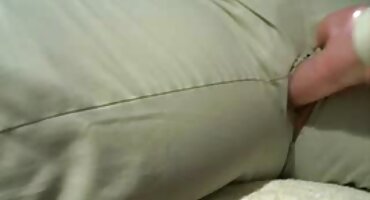 sex ohsusu Guy fucks cô gái cho đối số giữa sex ngoại tình quay phim.